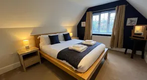 The Shoe Inn Rooms - Image 2
