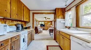 Seaside Cottage - Image 3