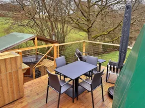 bedroom chalet in Hoath, No deposit - Image 3
