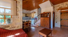 Golden Sun Apartments - Image 2