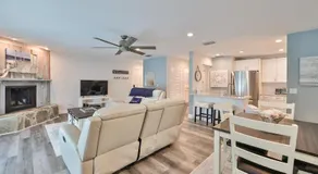 100 steps to beautiful Indian Rocks Beach, oceanside, 2 bedroom updated condo - Image 2