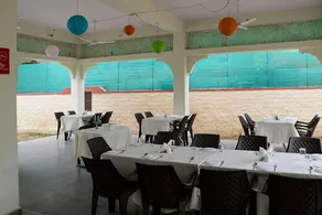 Collection O 4255 Day Night Guest House and Restaurant - Image 5
