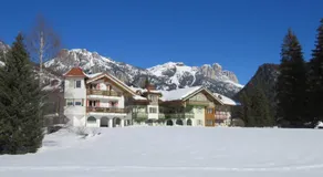 Residence Holiday - Image 3