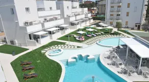 Marina Suites & Apartments 4 stelle S - Image 2
