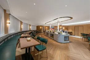 Cloud Intercity Hotel - Image 2