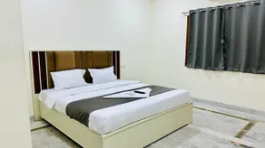 Hotel Kanak Homes - Image 2