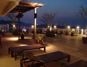 Grand Hotel - Image 3