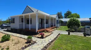 Bumble Bee Cottage - Image 3