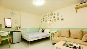 Nightmarket Inn (Lantian Room) - Image 1