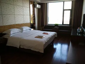 Jinniu Hotel - Image 4