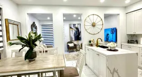 Luxury Home in Toronto (Mississauga) - Image 3