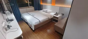 Xinggang Hotel - Image 4
