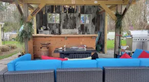 BEACH HAVEN Dog friendly farmette Great for 2 couples - Image 4