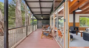 Mountain Hideaway by Halls Gap Accommodation - Image 4