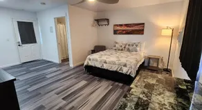 #1 NEW! Couples Getaway Self CheckIn Studio Apt - Image 2