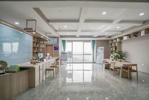 RIVER·City Seasons Sky Hotel (Jiangjin Branch) - Image 3