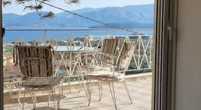 Sea View apartment - Image 2