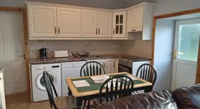 Boola Cottage - Image 3