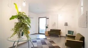 Enny Camere - Image 3