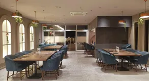 VIPs Hotel Olive - Image 4