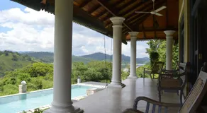 Villa Tee Four - Image 3