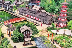 Hotel Asia Express near Farmhouse Lembang - Image 3