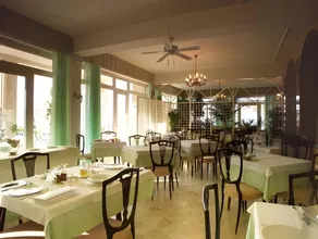 Hotel Hollywood - Image 5