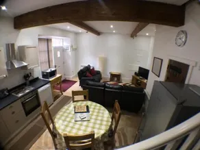 Shire Cottage - Image 1