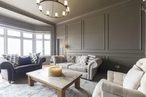 Luxury Period Home with Sauna and Gym - Image 3