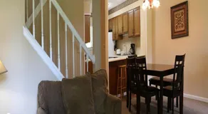 Lakeview Golf Resort Townhouses - Image 2