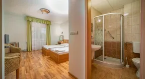 Nefelejcs Hotel - Image 2