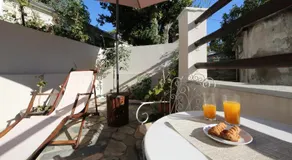 Marousos Central Guesthouse - Image 3