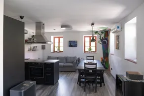 4 Cats Shelter Apartments - Image 3