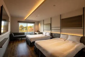 Hotel Ten to Ten - Image 2