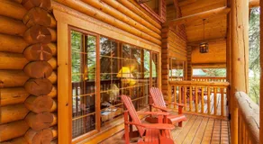 Cathedral Mountain Lodge - Image 4