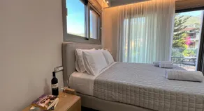 Maison deluxe studios and apartment - Image 2