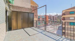 Avenida del Sur Retreat con Terraza - Image 5