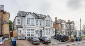 Luxury, Cozy Flat - Fast Central London Access - Image 5