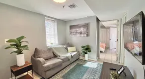 FREE Parking Cozy 2 Bedroom unit near NYC - Image 2