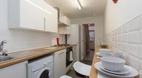 TownHouse @166 Ruskin Rd - Image 3