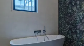 The Hide - Image 2