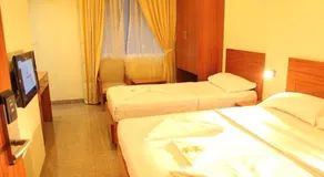 Vettoor Nanas Inn - Image 2