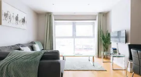 Contemporary 1BD Flat - Bristol City Centre! - Image 2