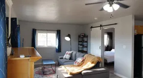 Cozy Loft in Kingston - Image 2