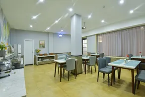 Starway Hotel Qingju Kaifeng Drum Tower - Image 4