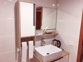 Xinbeile Hotel - Image 5