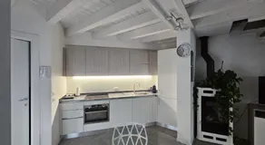 Chalet Deluxe, Villa Joy Verona, Private Chalet with Garden near City Center, Family Friendly, Independent Stay - Image 2