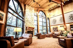 Lake Louise Inn - Image 5