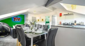 -3F421- For your Relaxed, Cosy stay, Free Parking - Image 4