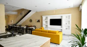Azure W B&B - Image 3